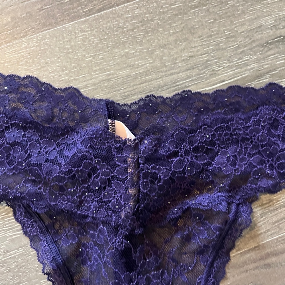 Victoria's Secret Purple Lace Thong - Picture 2 of 5